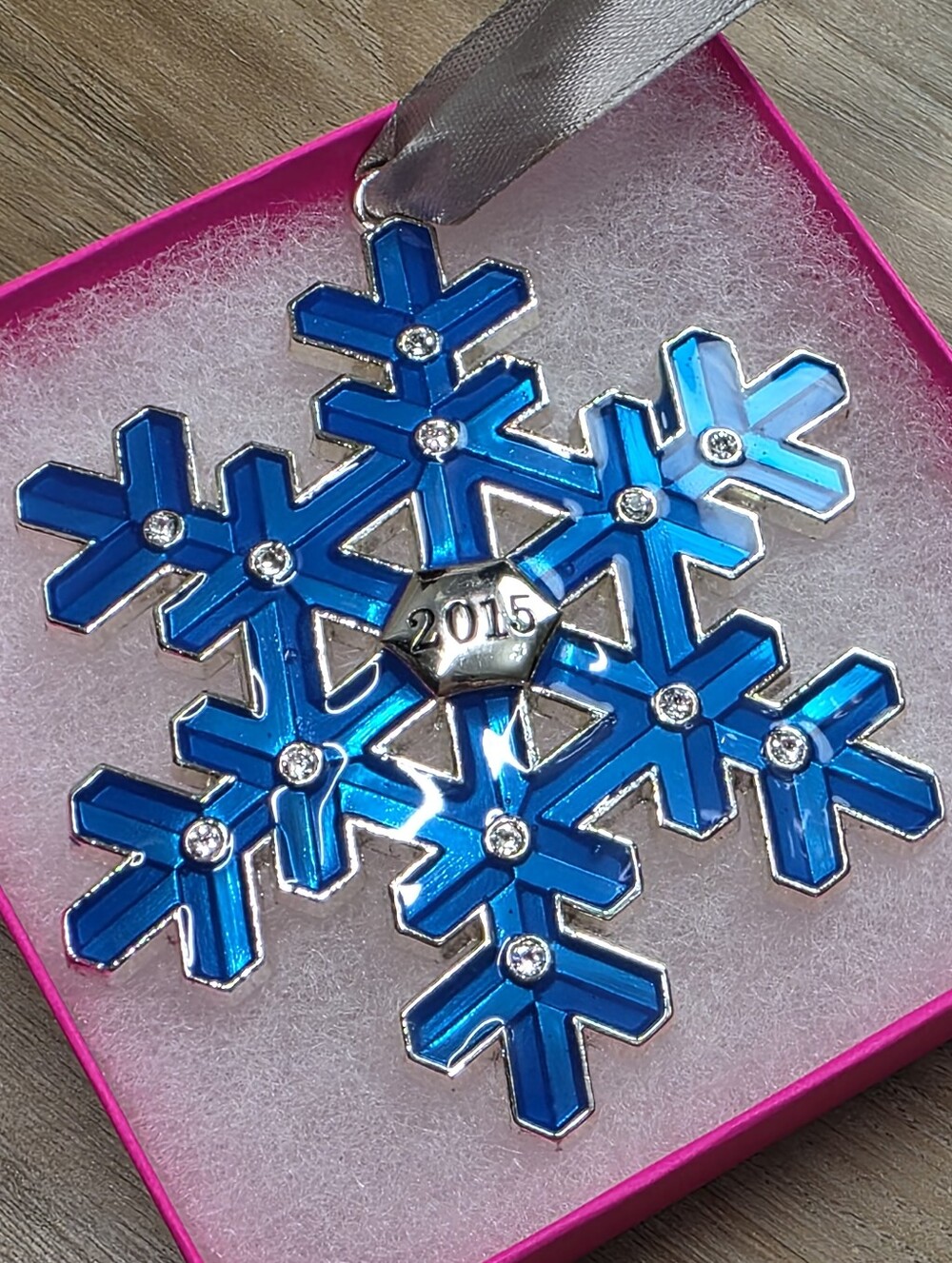 🔸️Harvey Lewis Blue 2015 Snowflake Swarovski Crystal Embellishment Ornament